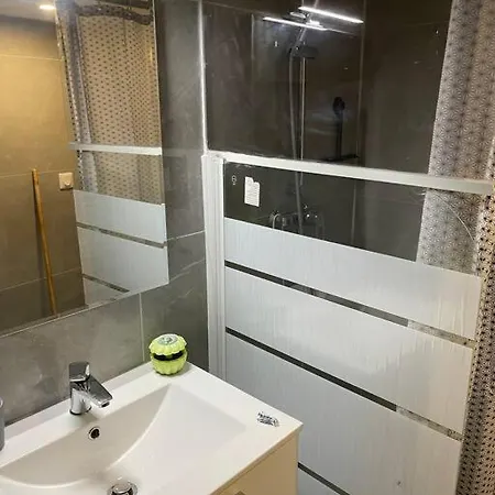 Apartment Confortable - Opera - Place De La Madeleine - Saint Martin - 4 Pers Paris